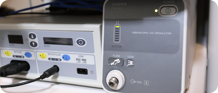 検査中も検査後もお腹が張りにくい！CO2送気システム